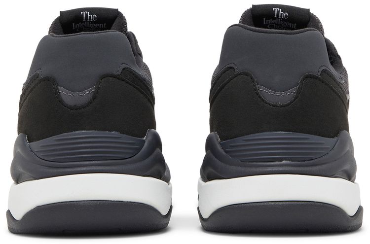 New Balance 5740 Big Kid Black White