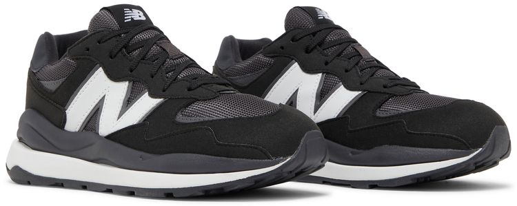 New Balance 5740 Big Kid Black White