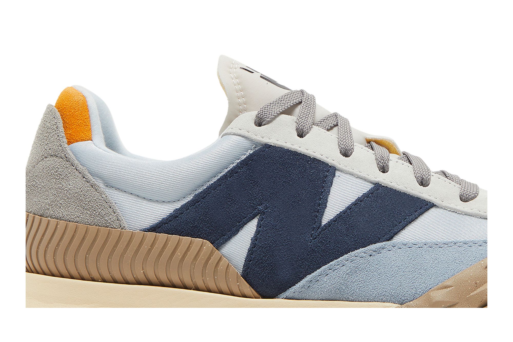 未使用　X2E+ Youth Medium 未使用 X2E+ Youth Medium 未使用 X2E+ Youth Medium ランドクルーザー