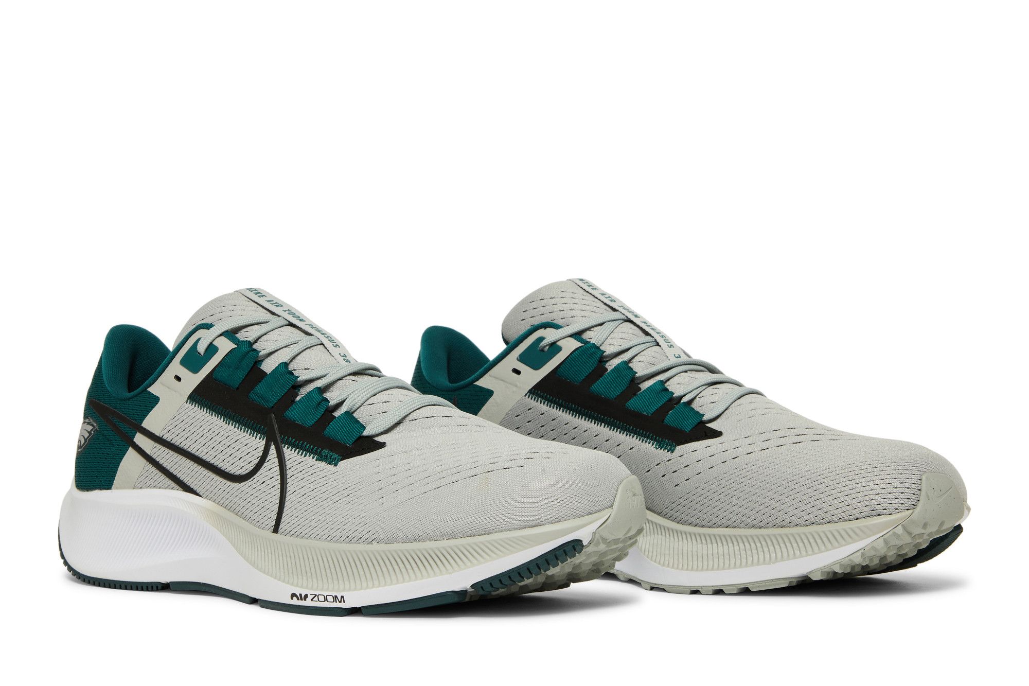 Nike air zoom pegasus eagles top