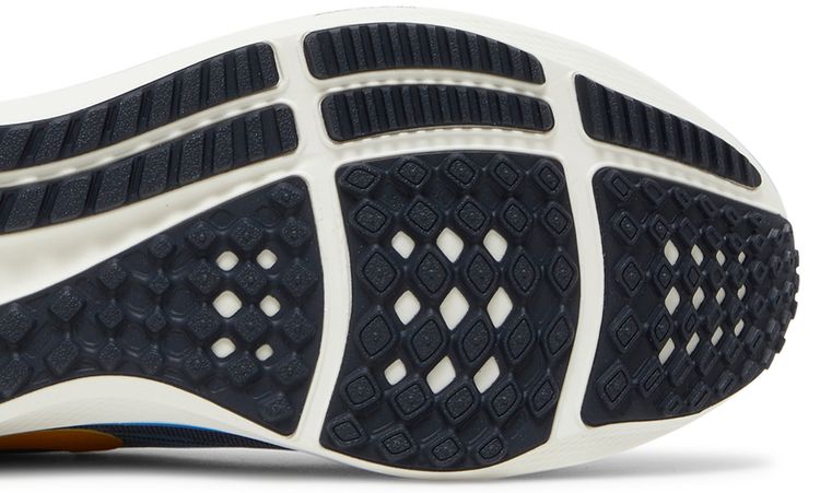 Nike Air Zoom Pegasus 39 Premium Obsidian Yellow