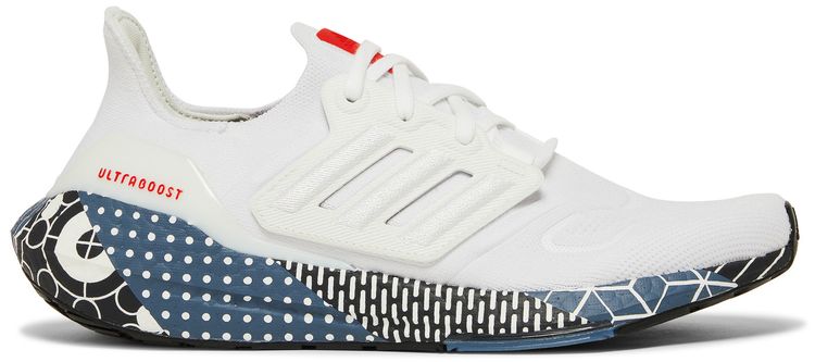 Adidas UltraBoost 22 Patchwork Graphic
