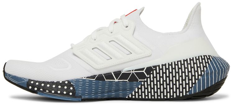 Adidas UltraBoost 22 Patchwork Graphic