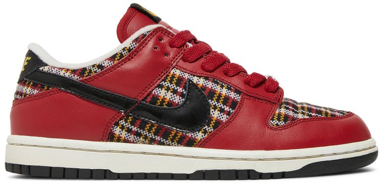 Nike Dunk Low GS Christmas Plaid