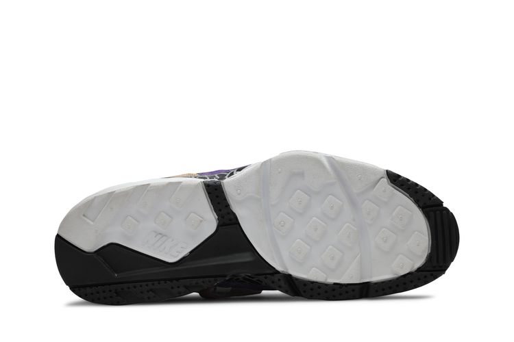 Raffle Michael B Jordan x The Shoe Surgeon x Air Max Trainer 91 Nightmare Before Christmas Worn by Michael B Jordan  Size 105 M