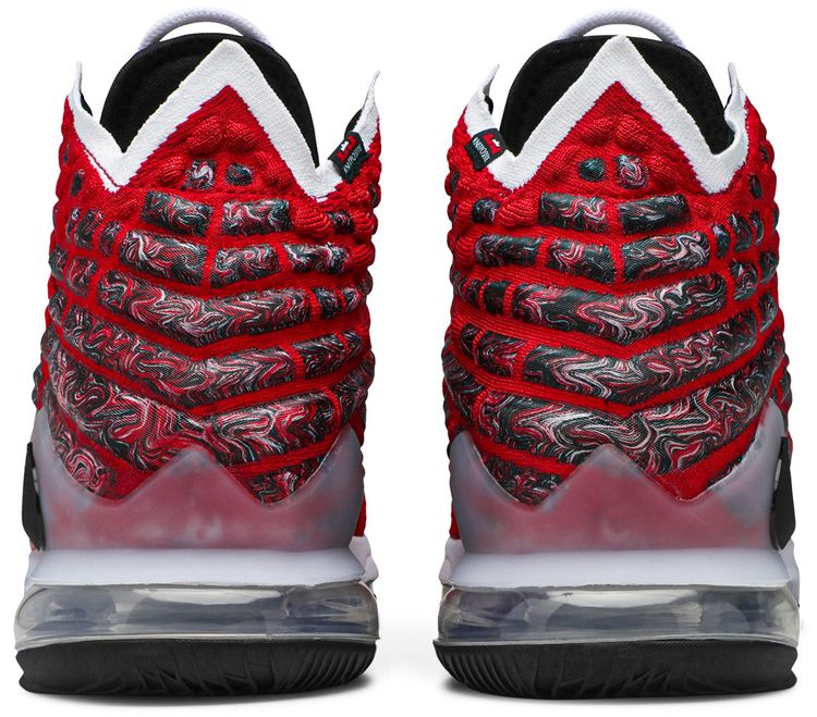 Nike LeBron 17 Air Max Uptempo