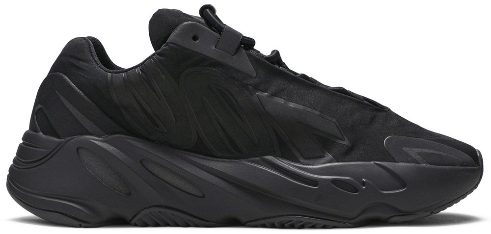 black yeezy 700s