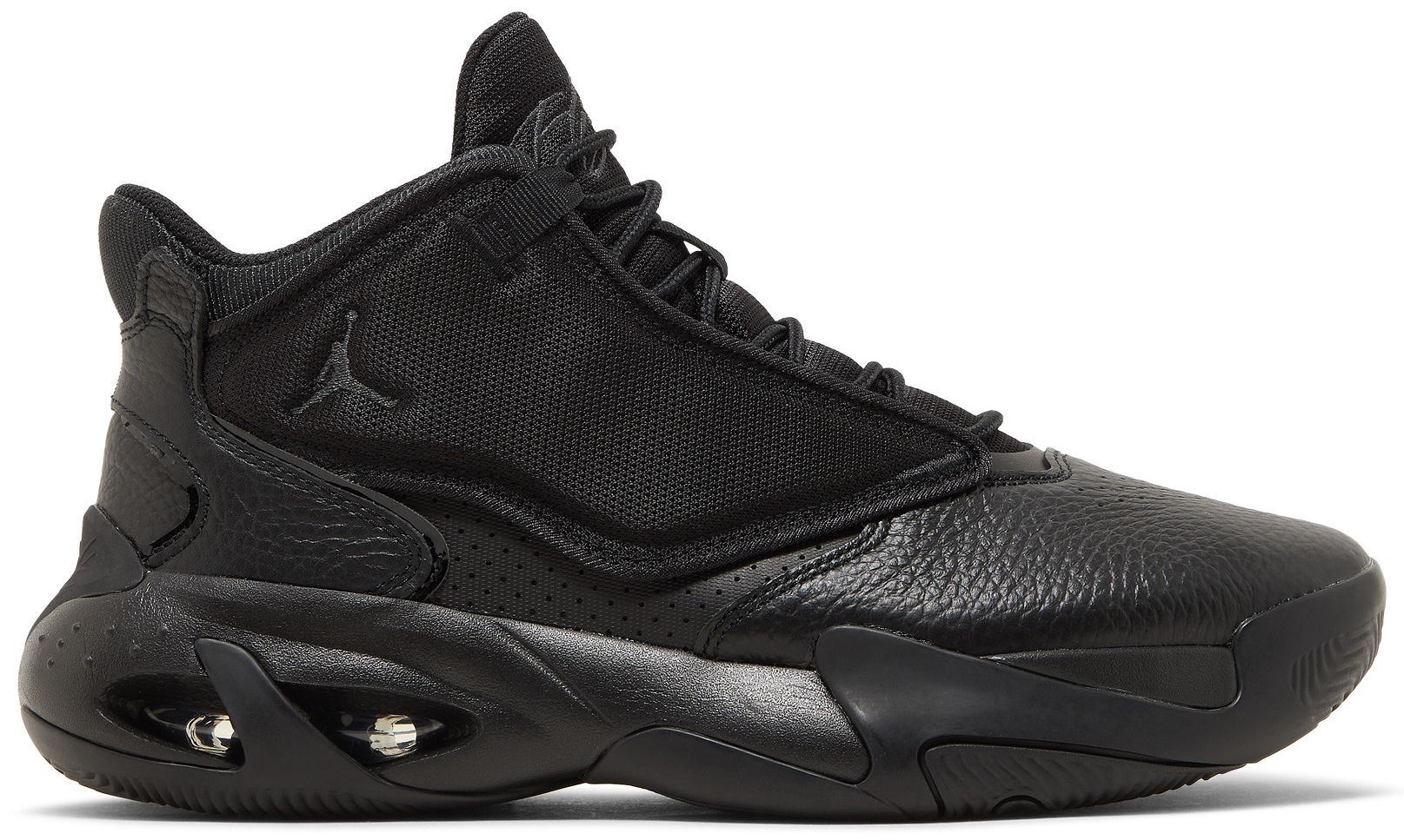 max aura basketball sneaker