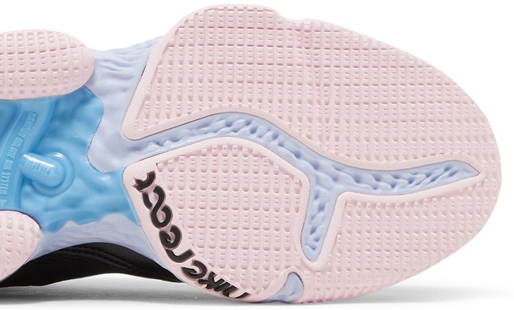 Nike LeBron 19 Low Ghost Green