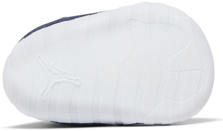 Air Jordan 11 Retro CB Midnight Navy Velvet