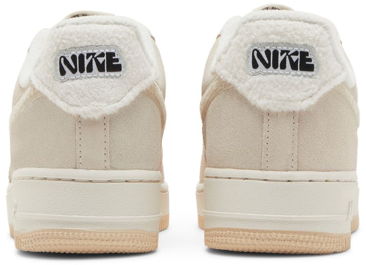Nike Wmns Air Force 1 07 SE Sanddrift Fleece