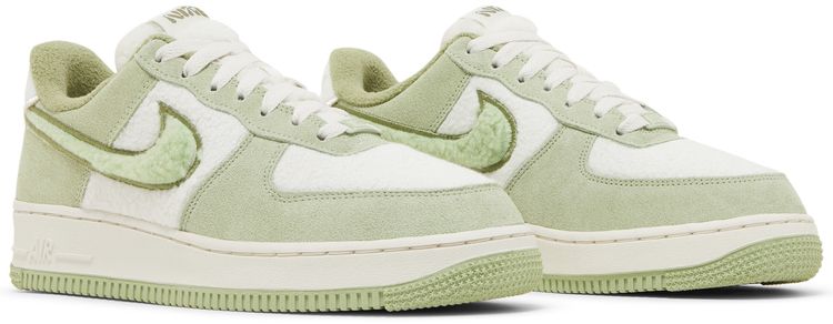 Nike Wmns Air Force 1 07 LX Fleece   Honeydew