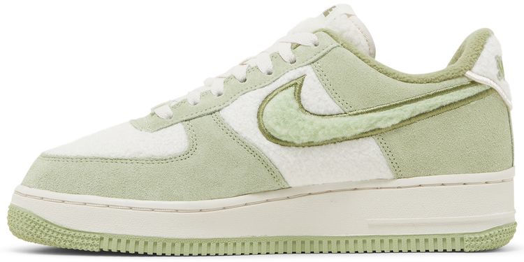 Nike Wmns Air Force 1 07 LX Fleece   Honeydew