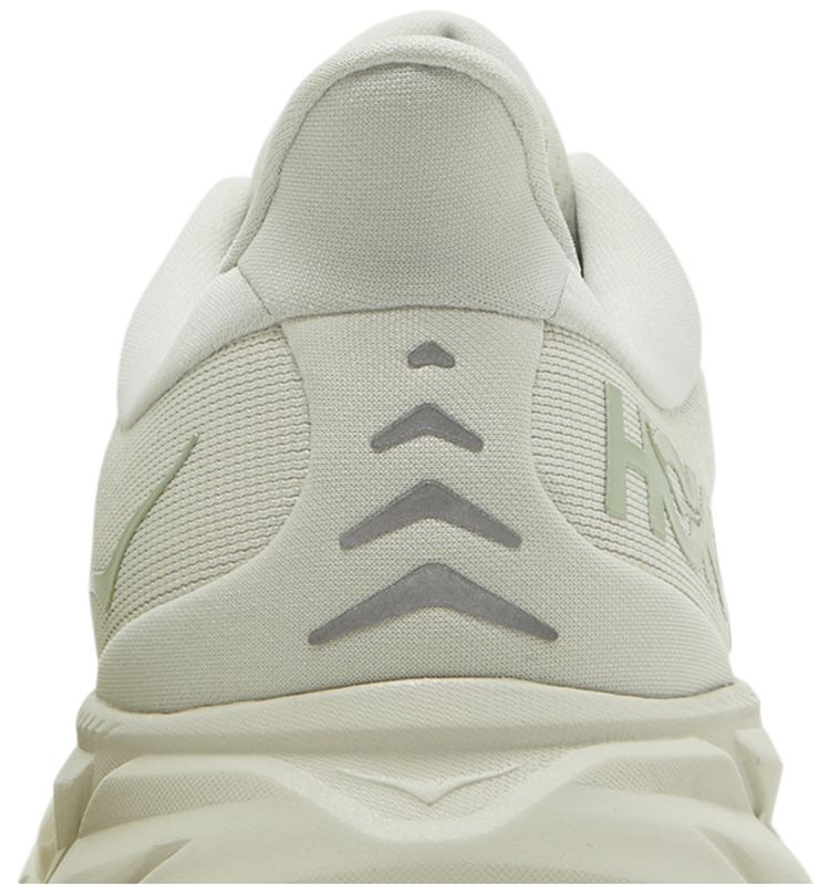 Wmns Clifton 8 Smoke Green