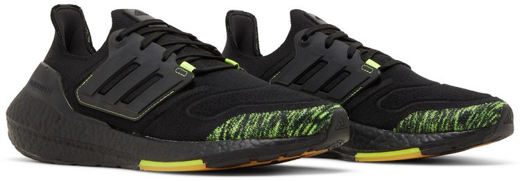 Adidas UltraBoost 22 Black Solar Yellow