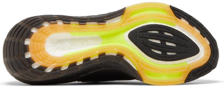 Adidas UltraBoost 22 Black Solar Yellow