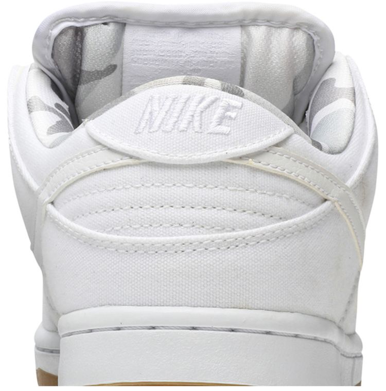 Nike SB Dunk Low Tokyo 2015