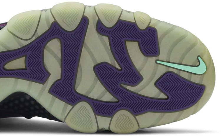 Nike Barkley Posite Max Eggplant