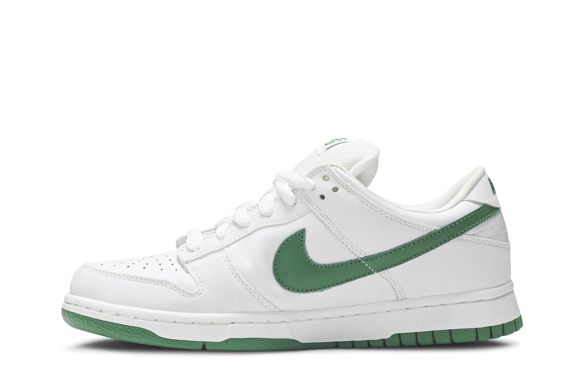 Buy Dunk Low Pro SB White Classic Green 304292 133 GOAT