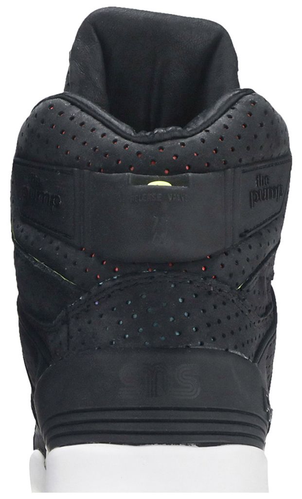 Reebok Sneakersnstuff x The Pump Certified Blacklights