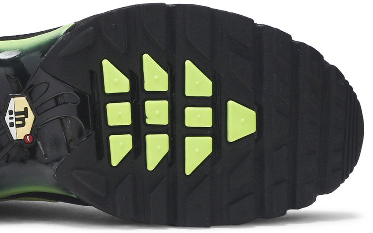 Nike Air Max Plus Black Volt