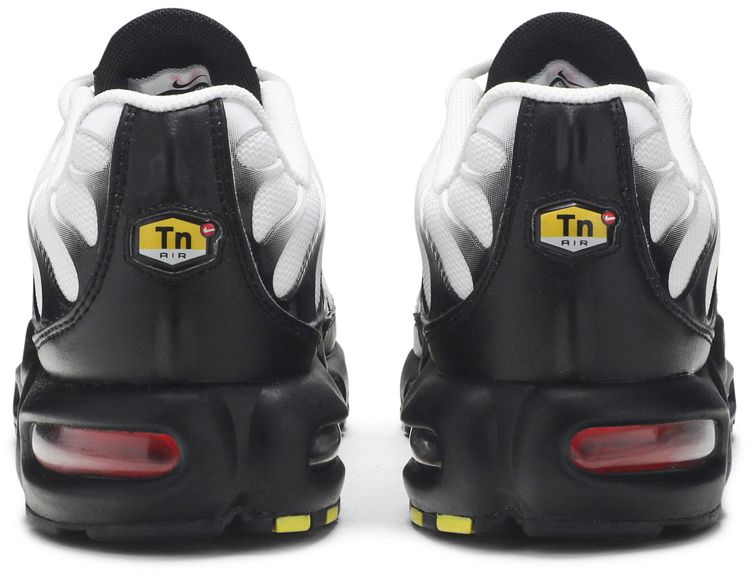 Nike Air Max Plus Black Volt