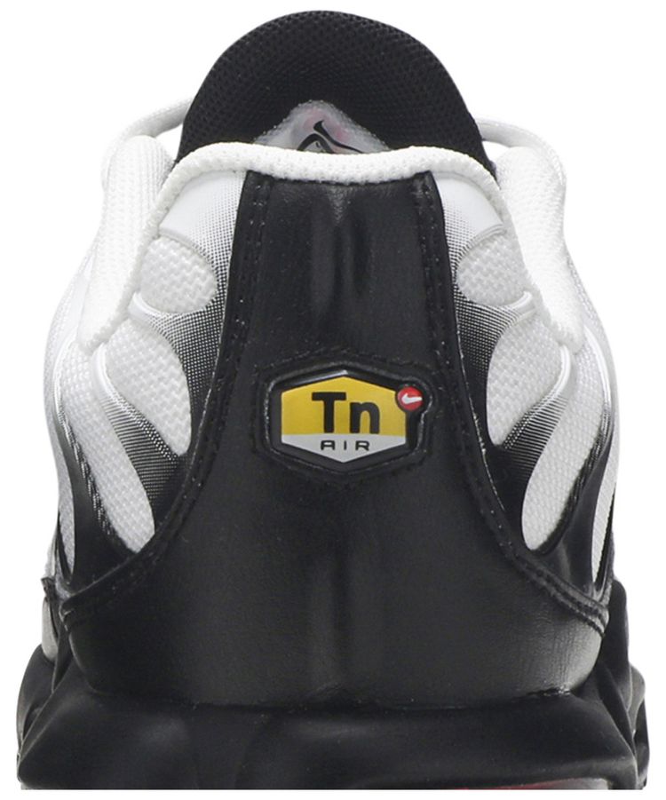 Nike Air Max Plus Black Volt