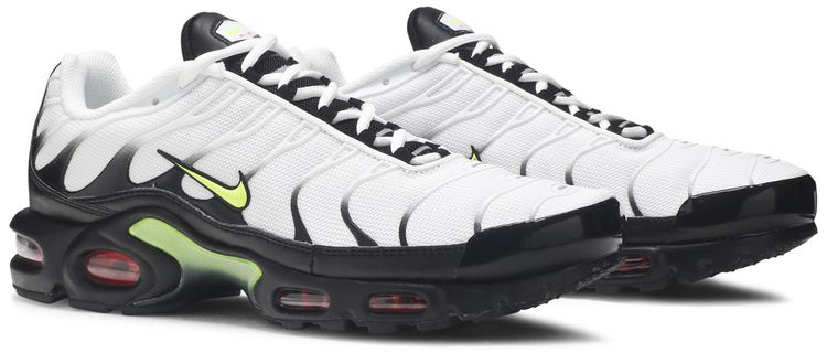 Nike Air Max Plus Black Volt