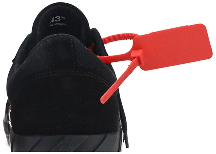 Off White Vulc Sneaker Black Suede