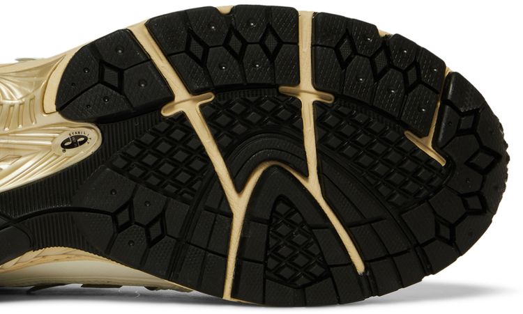 New Balance 1906R Sea Salt Eclipse