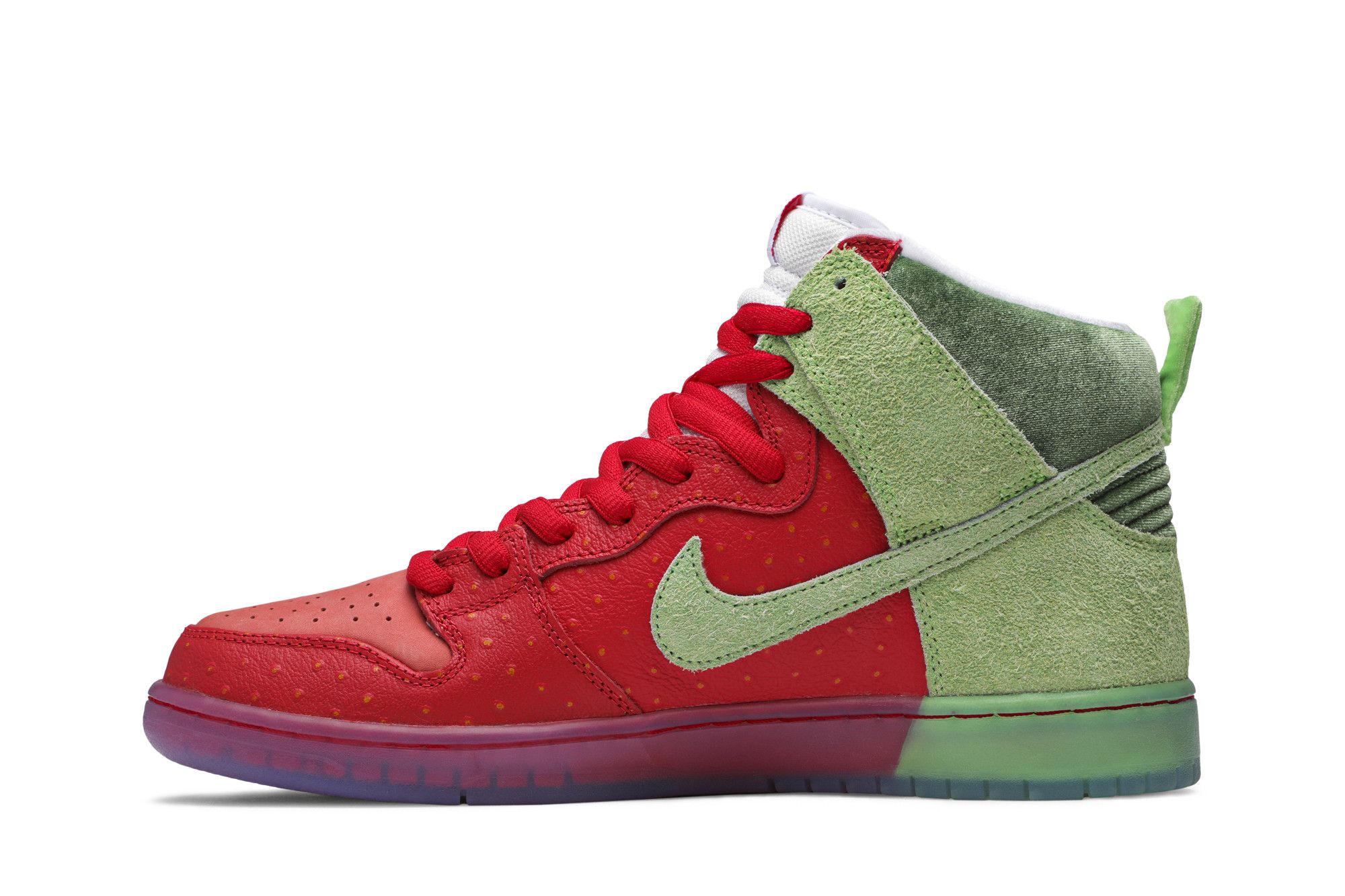 Nike sb dunk high strawberry cough price clearance