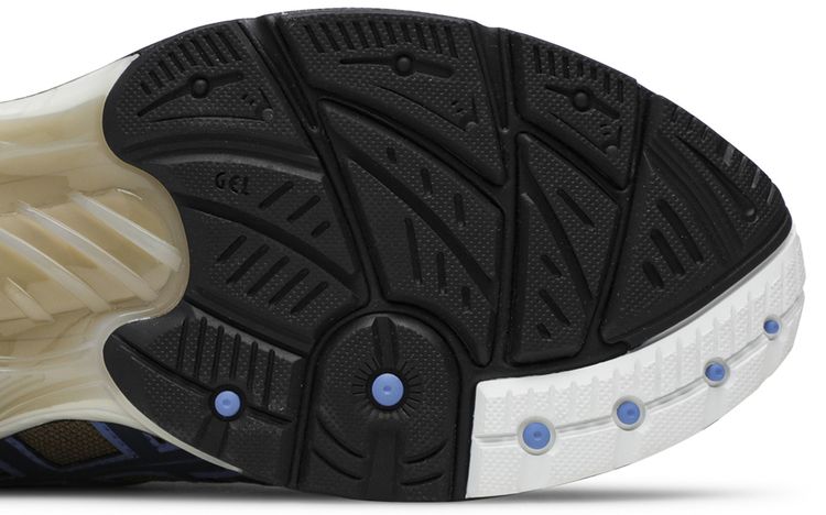 Affix Works x ASICS Gel Kinsei OG Gore Tex Desert Grand Shark