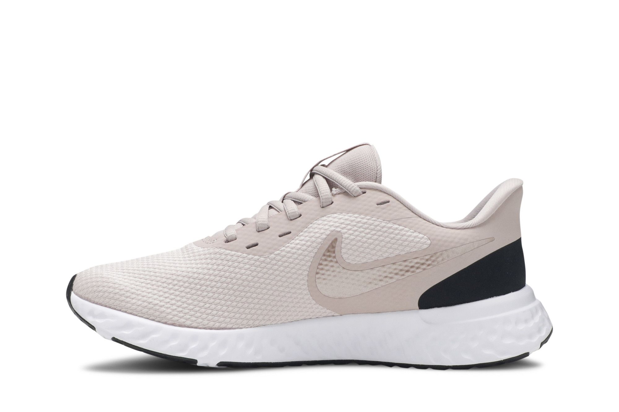 nike revolution 5 bq3207