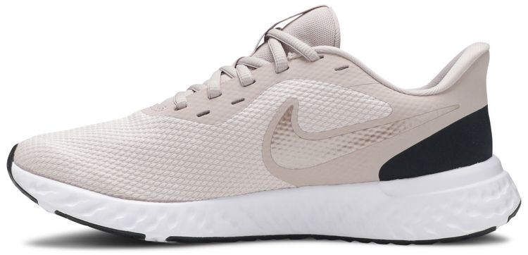 Nike Wmns Revolution 5 Barely Rose