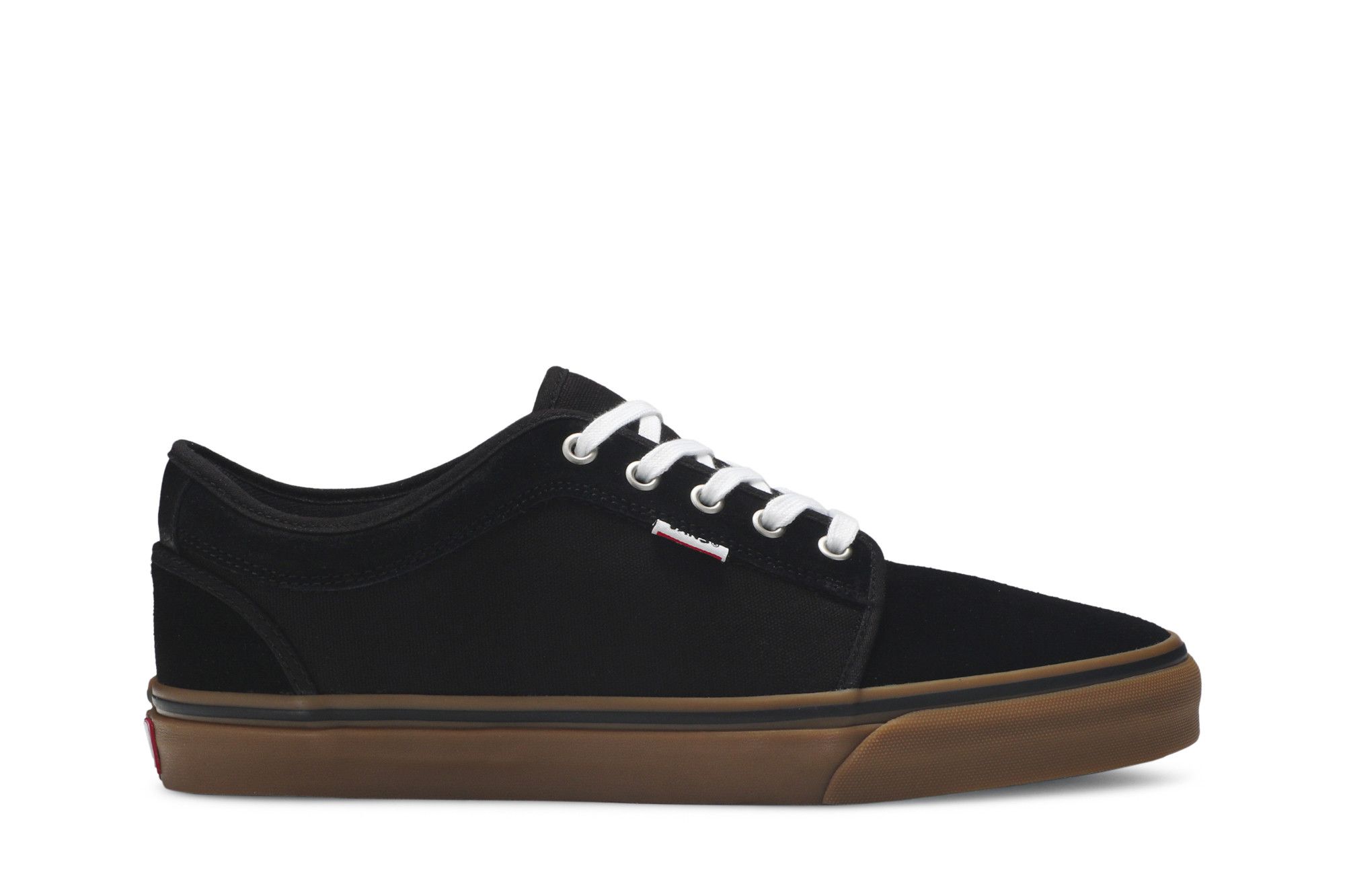 Vans chukka hotsell low black gum