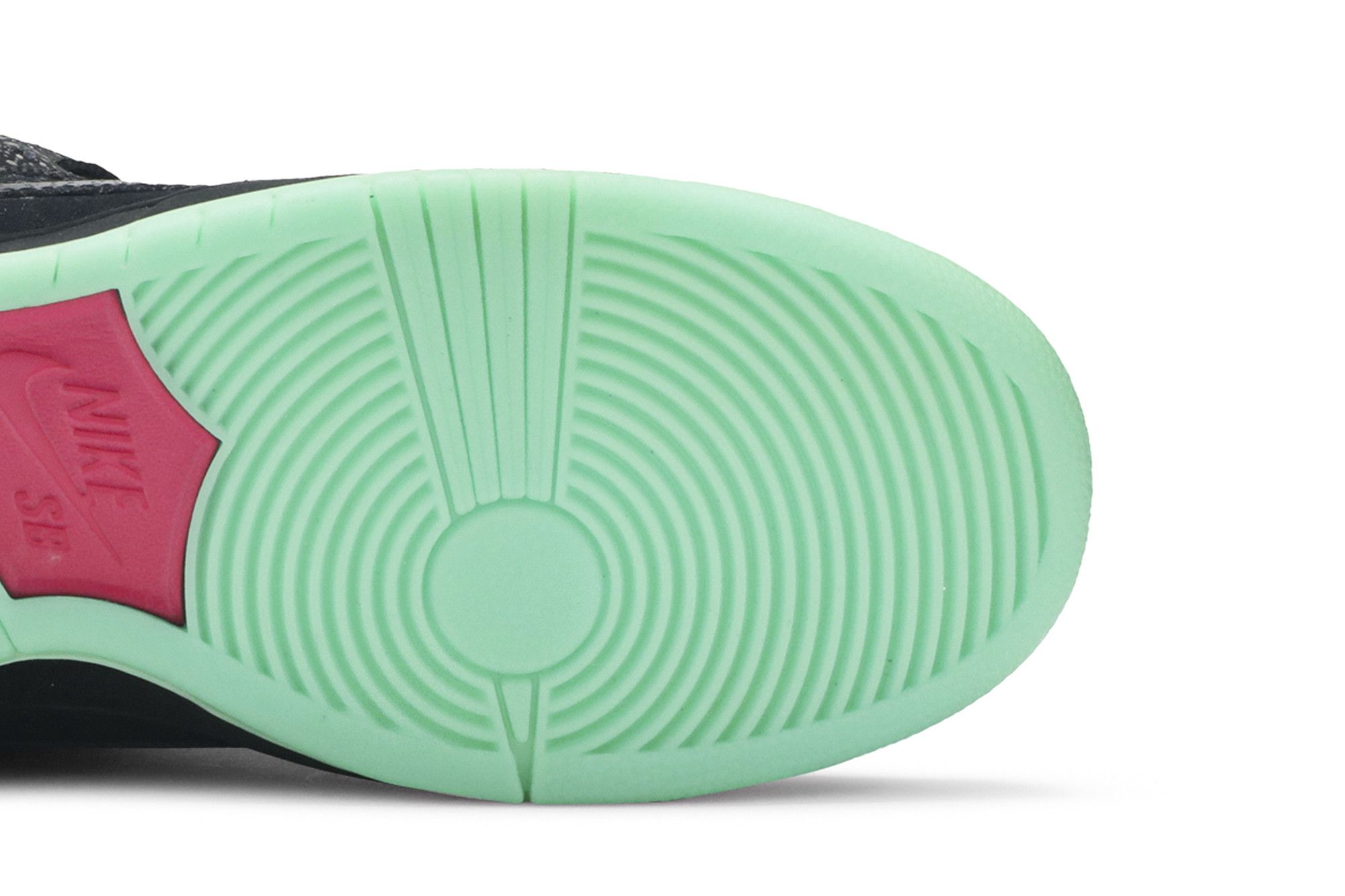 Nike aurora borealis clearance