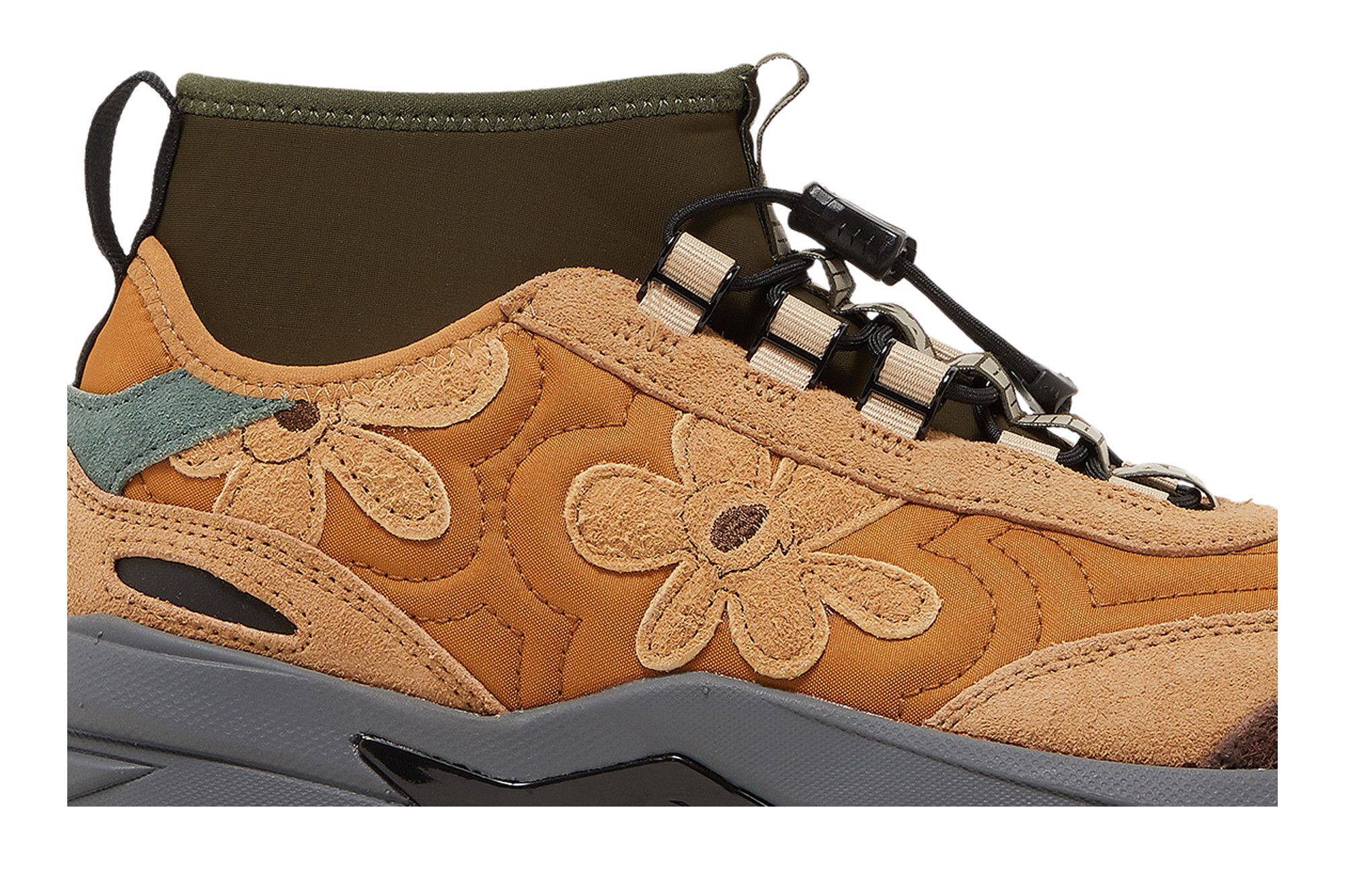 186000 現状品 PUMA プーマ スニーカー NANO PAM PUMA 387037-01  26.5㎝ [250528HM140043] PUMA Perks and Mini x Nano 'BIO/VERSE' 387037-01