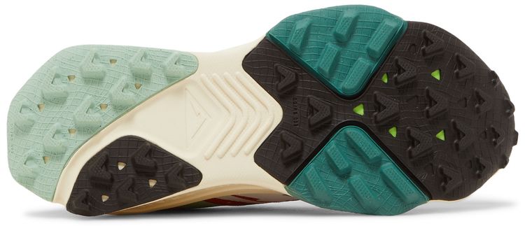 Nike Wmns ZoomX Zegama Mantra Orange Bright Crimson