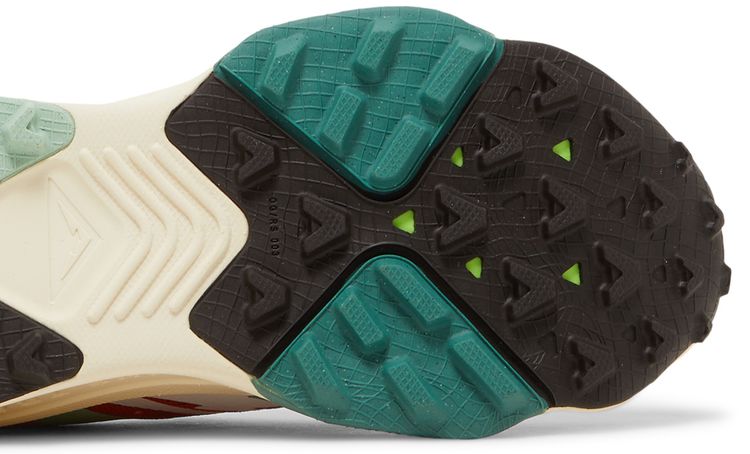 Nike Wmns ZoomX Zegama Mantra Orange Bright Crimson