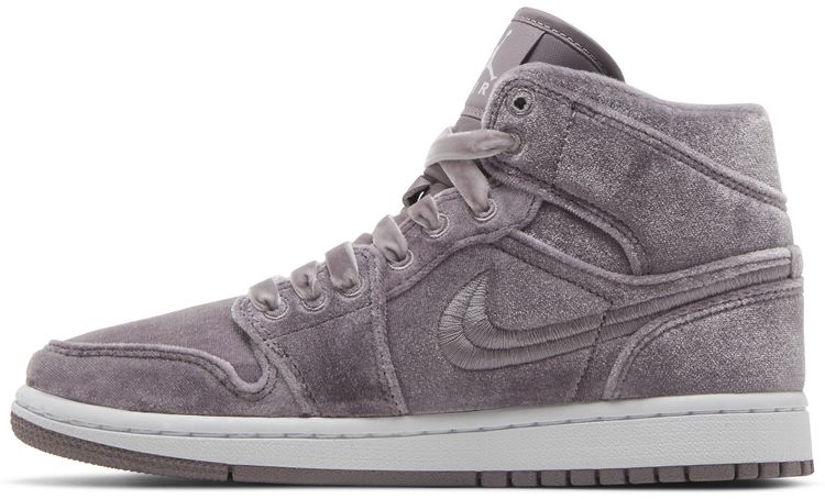Wmns Air Jordan 1 Mid Purple Velvet