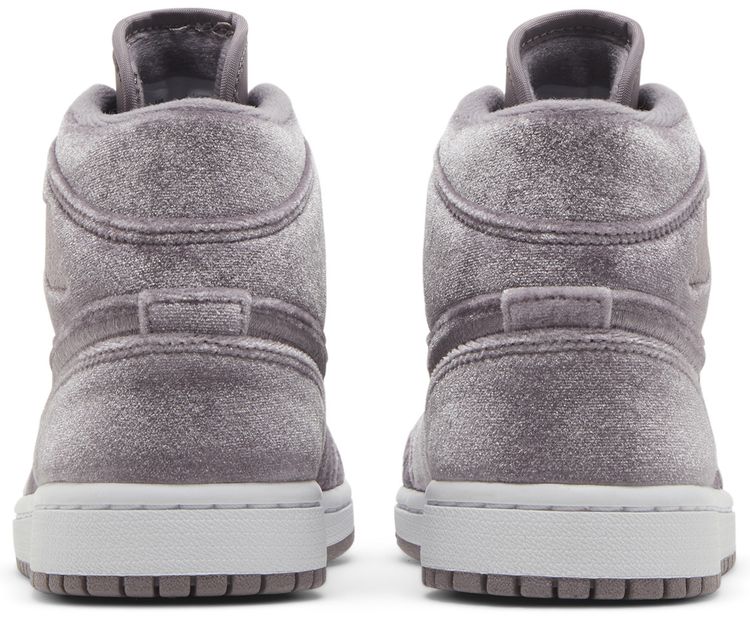 Wmns Air Jordan 1 Mid Purple Velvet