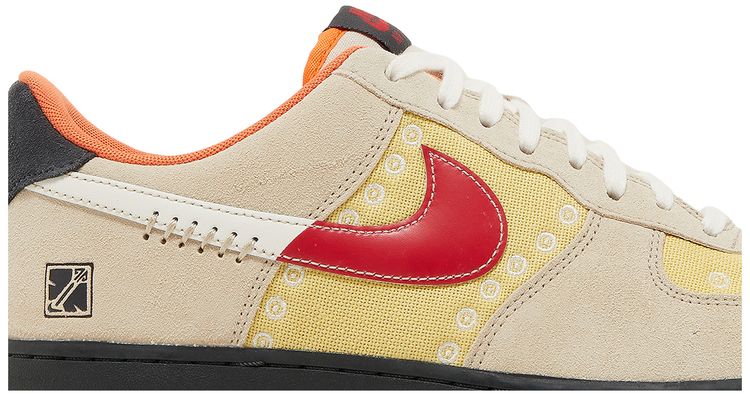 Nike Air Force 1 07 Somos Familia