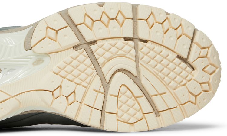 Kith x New Balance 2002R Pistachio