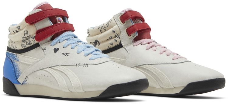 DC Comics x Reebok Wmns Freestyle High Harley Quinn