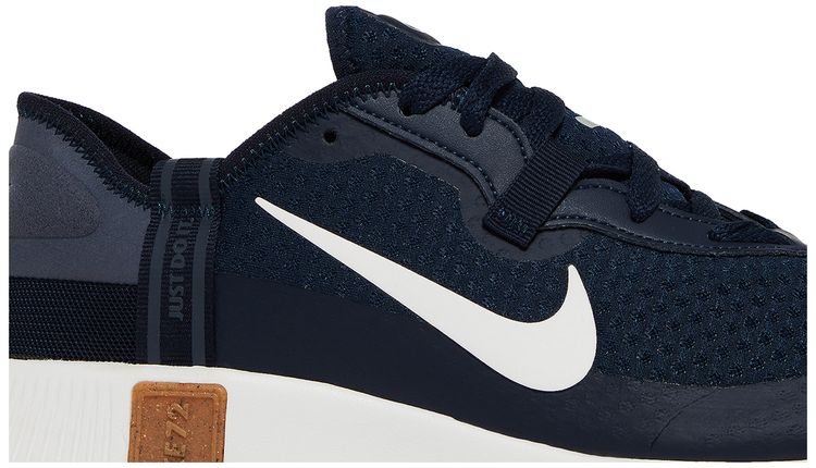 Nike Reposto Obsidian