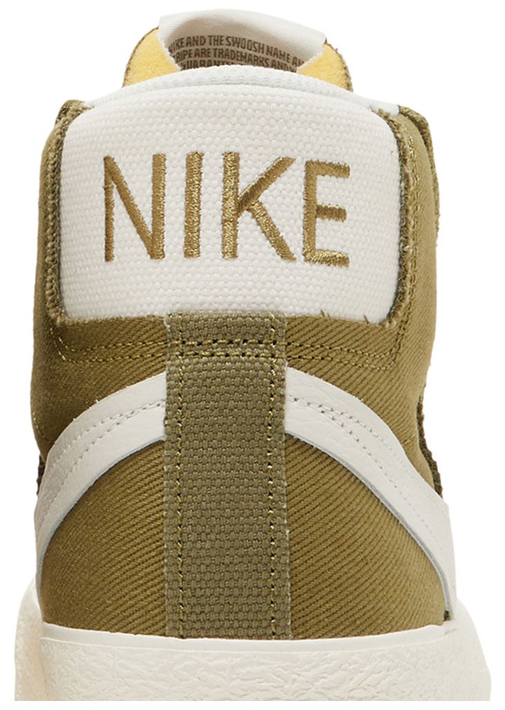 Nike Zoom Blazer Mid Premium Plus SB Olive Green