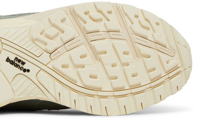 New Balance Kith x Wmns 993 Made in USA Pistachio