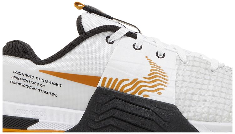 Nike Metcon 8 White Gold Suede