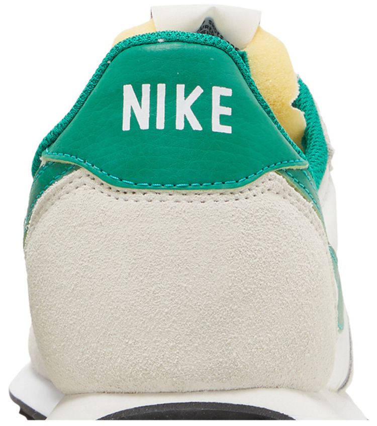 Nike Waffle Trainer 2 Phantom Malachite