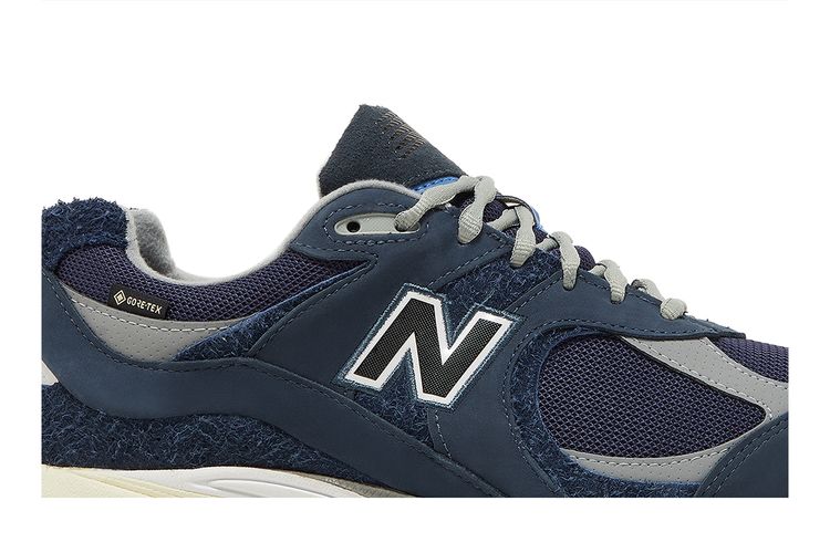 Buy INVINCIBLE x N.HOOLYWOOD x 2002R GORE-TEX 